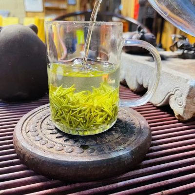 苏州东山洞庭山碧螺春茶农家自己种植，自产自销明前特级茶一盒250g